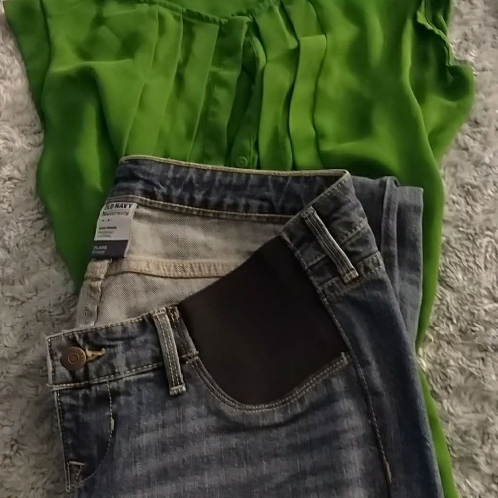 Old Navy Maternity Flare Jeans